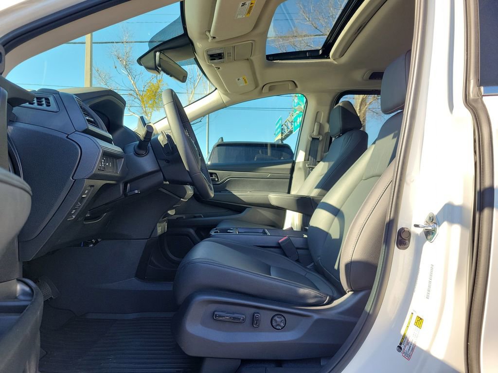 Certified 2026 Honda Odyssey EX-L image 25