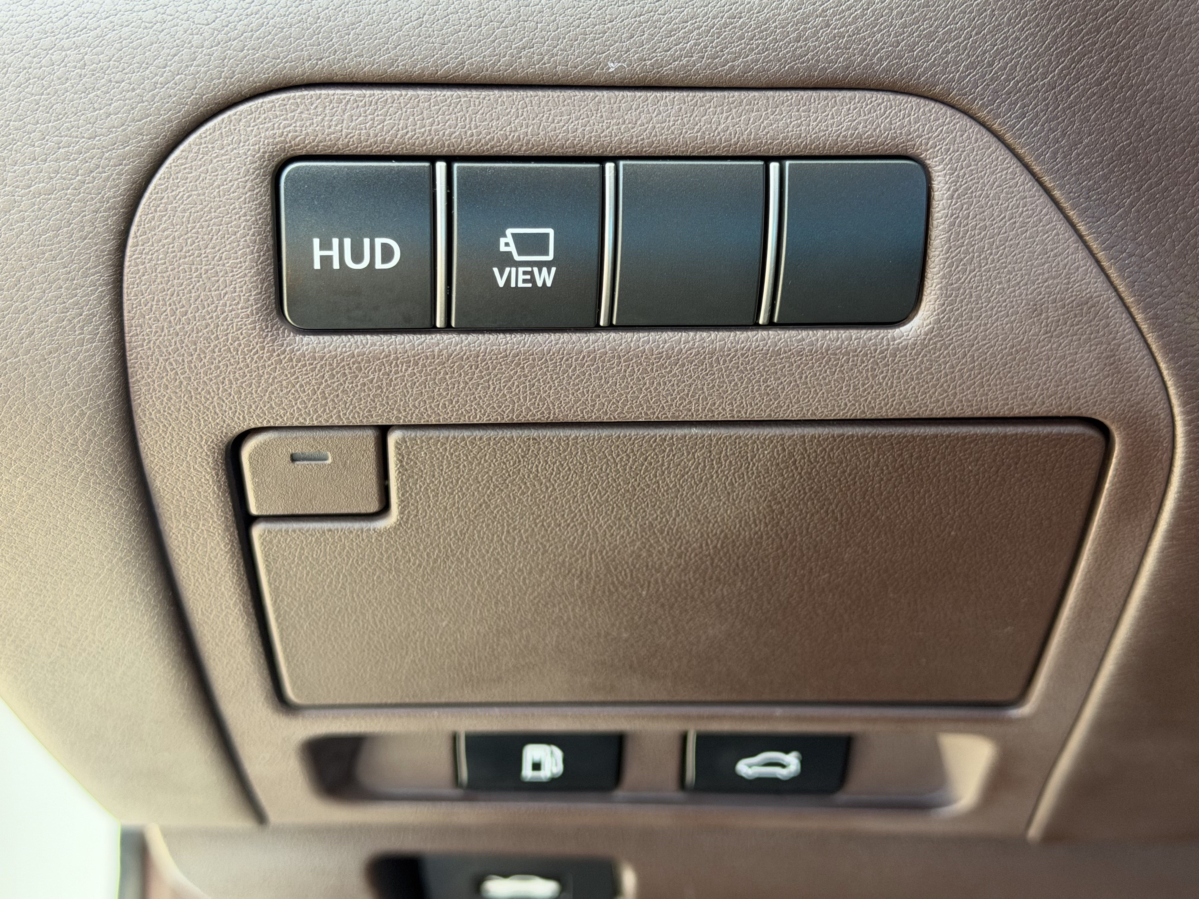 Used 2018 Lexus LS 500 w/ Luxury Package RWD image 21