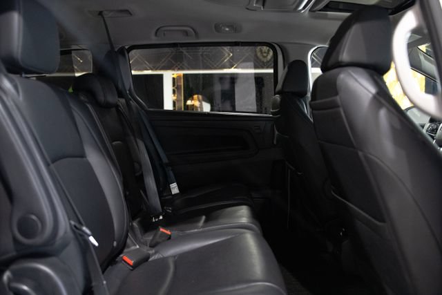 Used 2023 Honda Odyssey Touring image 17