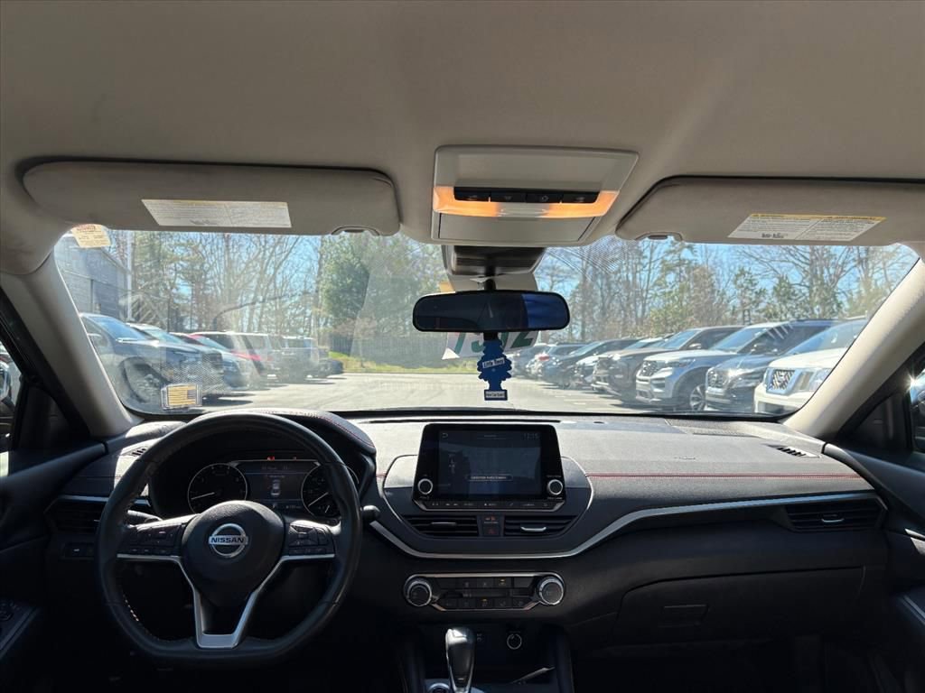 Used 2022 Nissan Altima 2.5 SR image 7