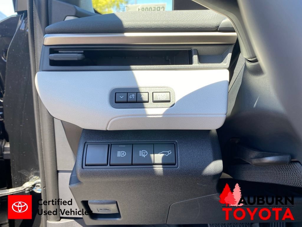 Certified 2026 Toyota bZ AWD/4WD image 31
