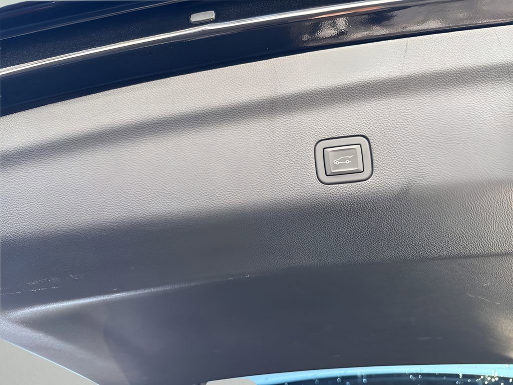 Used 2024 GMC Yukon Denali Ultimate image 19