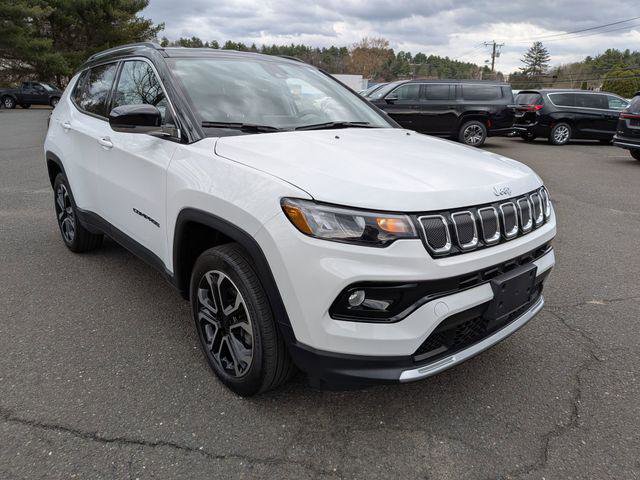 Certified 2022 Jeep Compass Limited image 3