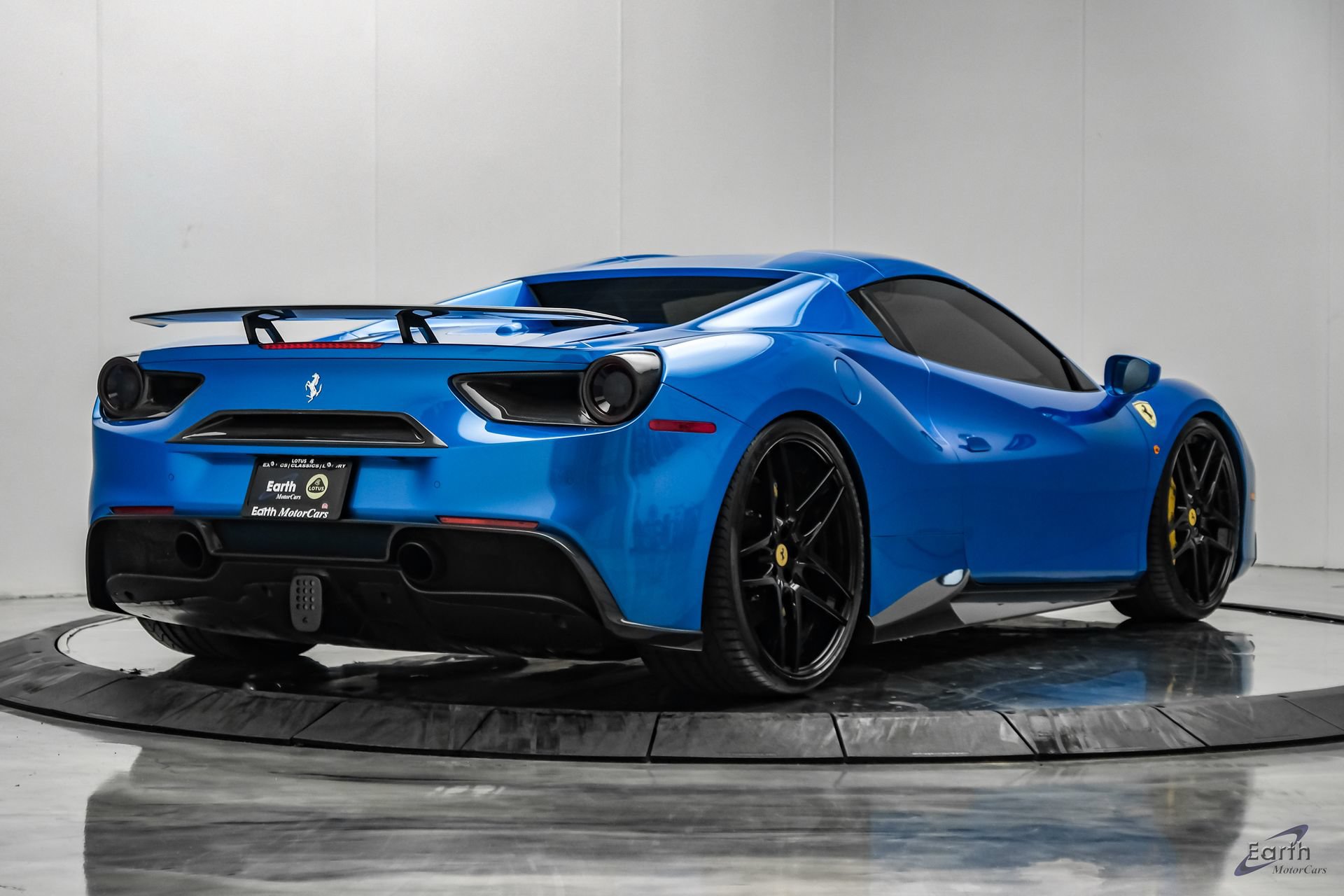 Used 2017 Ferrari 488 Spider RWD image 23