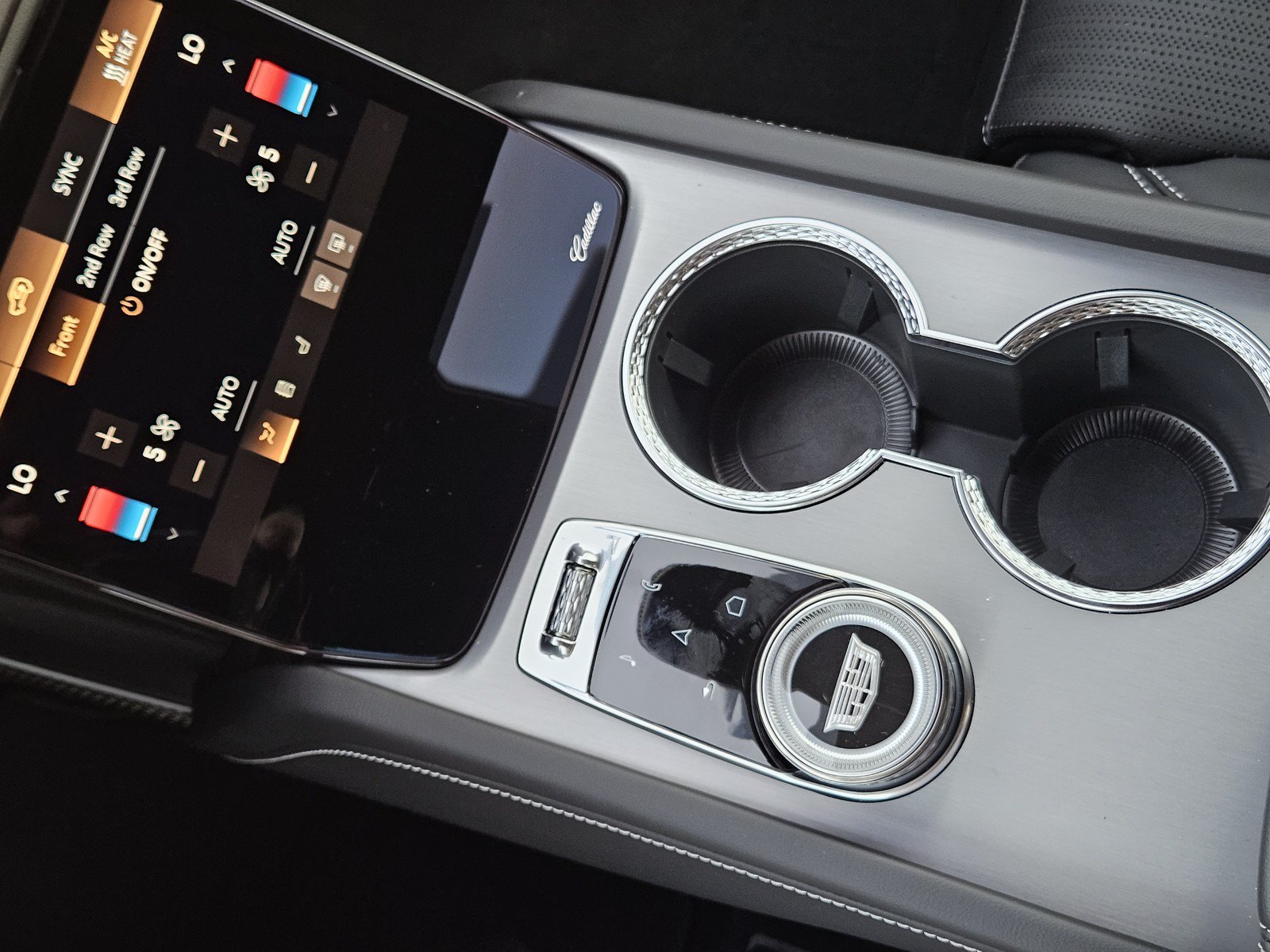 New 2027 Cadillac Vistiq Sport AWD/4WD image 15