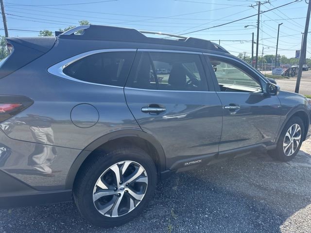 Used 2022 Subaru Outback Touring XT AWD/4WD image 3