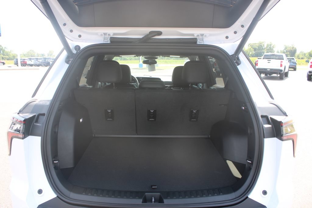 New 2027 Chevrolet Equinox RS w/ Convenience Package III AWD/4WD image 19