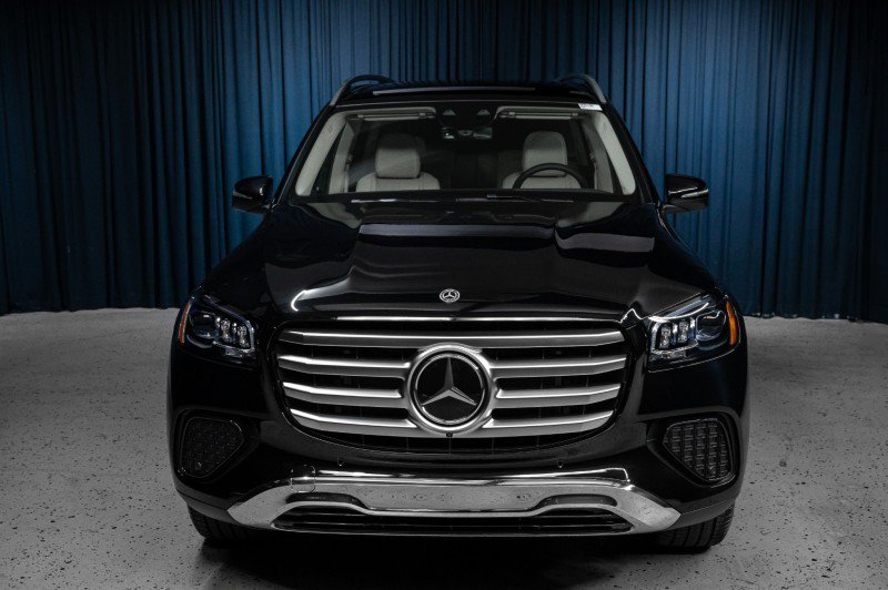 Certified 2026 Mercedes-Benz GLS 450 4MATIC image 2