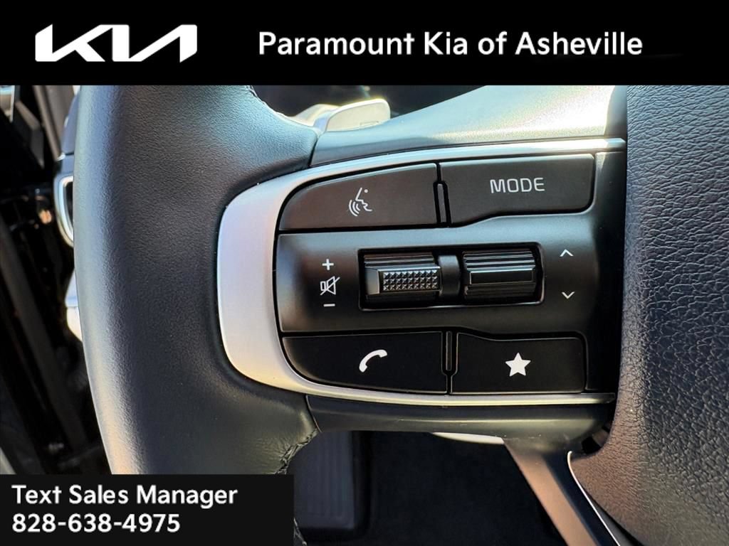 Certified 2025 Kia Sportage EX AWD/4WD image 12