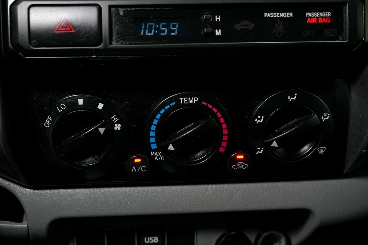 Used 2013 Toyota Tacoma PreRunner w/ TRD Sport Pkg RWD image 23