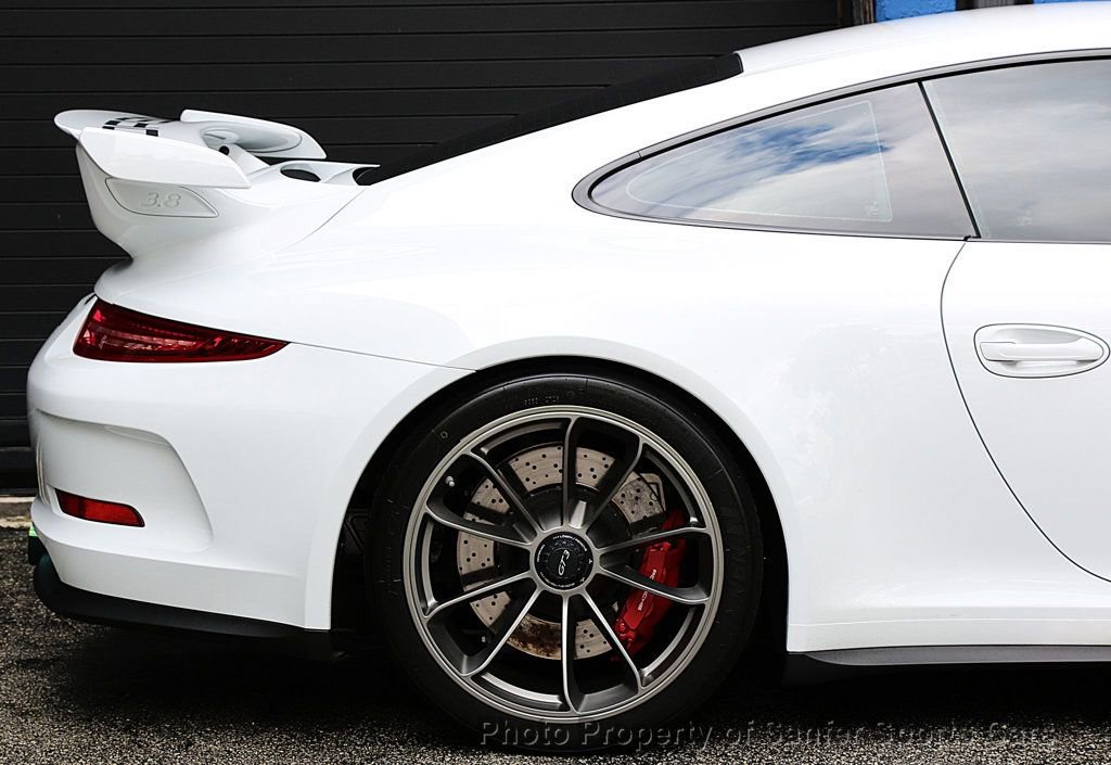 Used 2015 Porsche 911 GT3 RWD image 15
