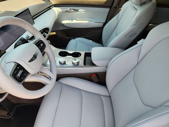 Used 2026 Genesis GV70 2.5T Advanced image 9