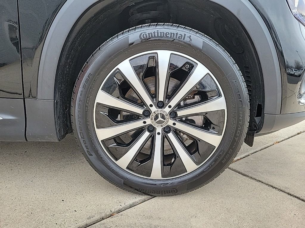 Used 2022 Mercedes-Benz GLB 250 4MATIC image 9