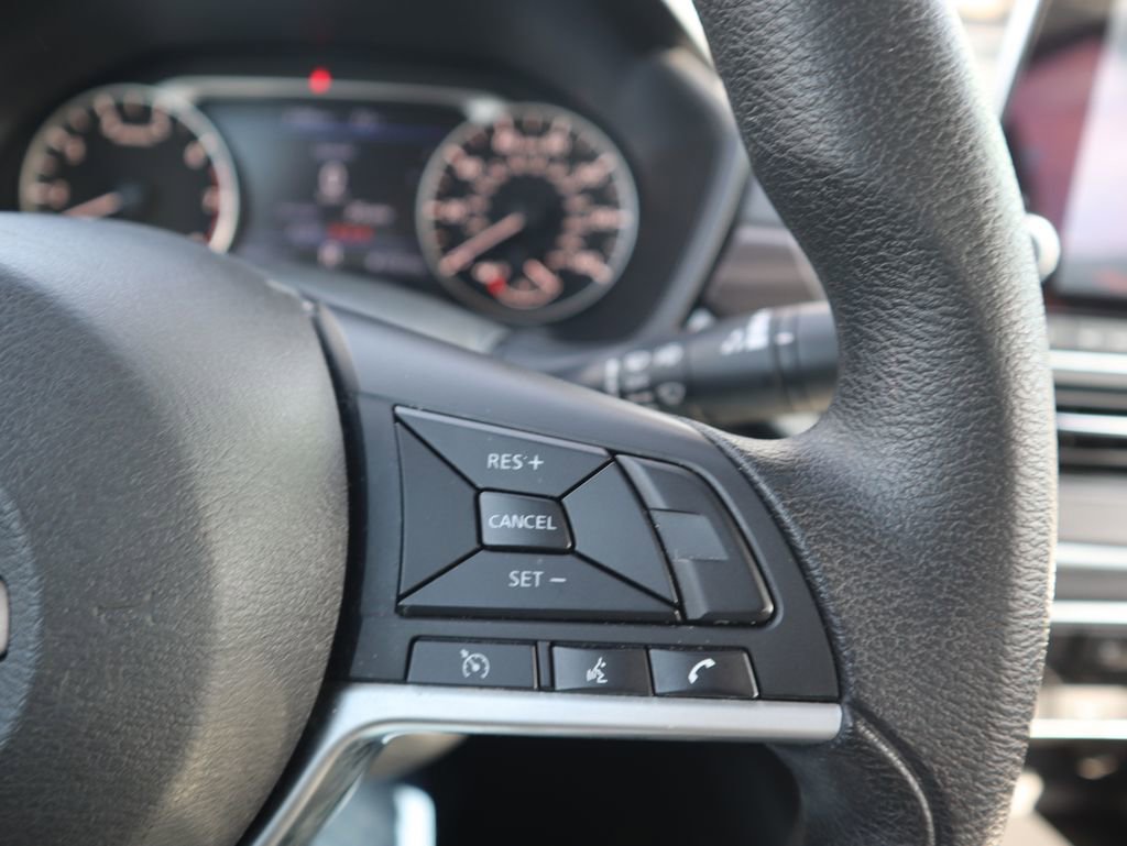 Used 2024 Nissan Altima 2.5 SV image 19