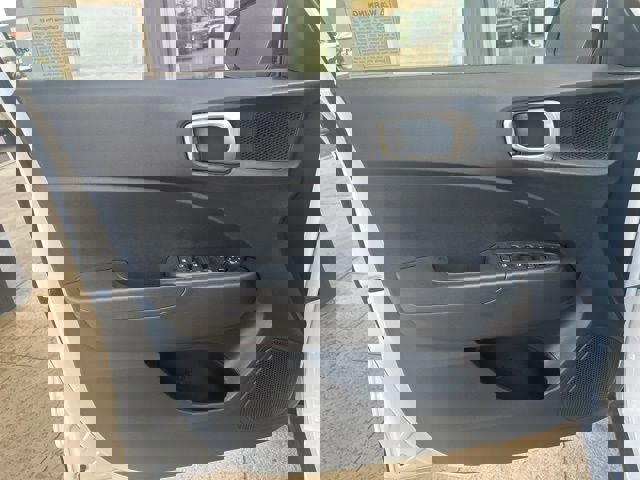 New 2026 Hyundai Venue SE image 12