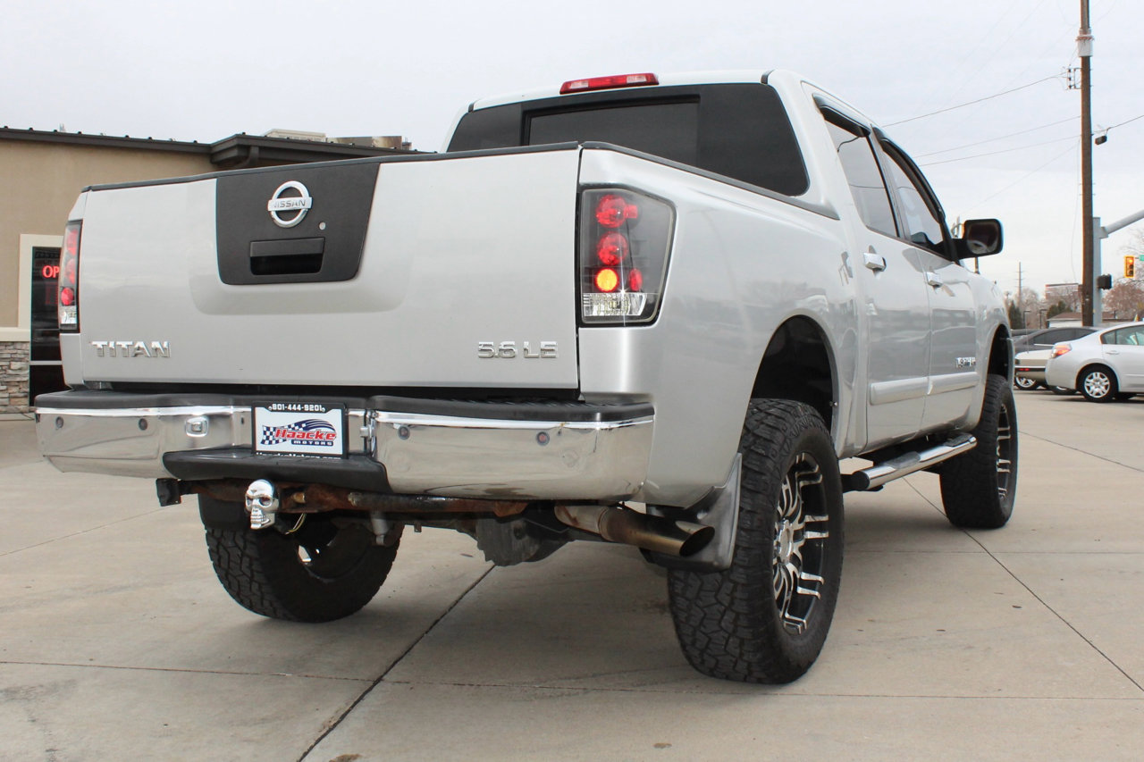 Used 2006 Nissan Titan LE w/ (R02) LE Off-Road Pkg image 23