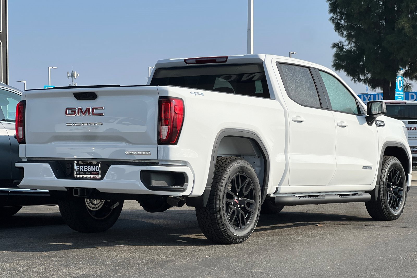 New 2026 GMC Sierra 1500 Elevation w/ Elevation Select Package image 5