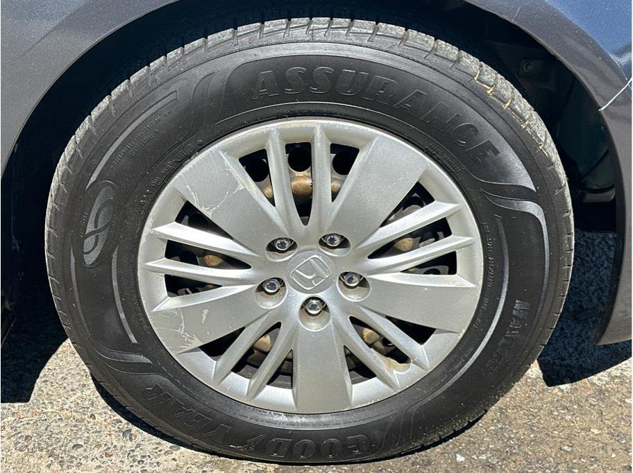 Used 2016 Honda Odyssey LX image 10