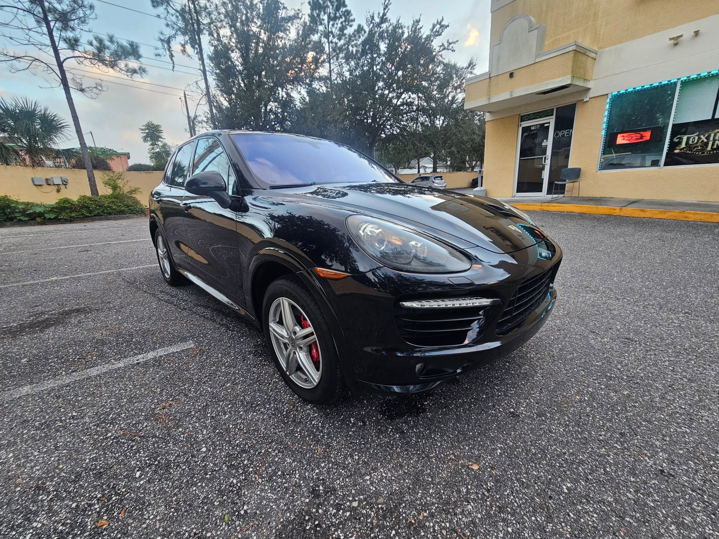 Used 2013 Porsche Cayenne GTS AWD/4WD image 2