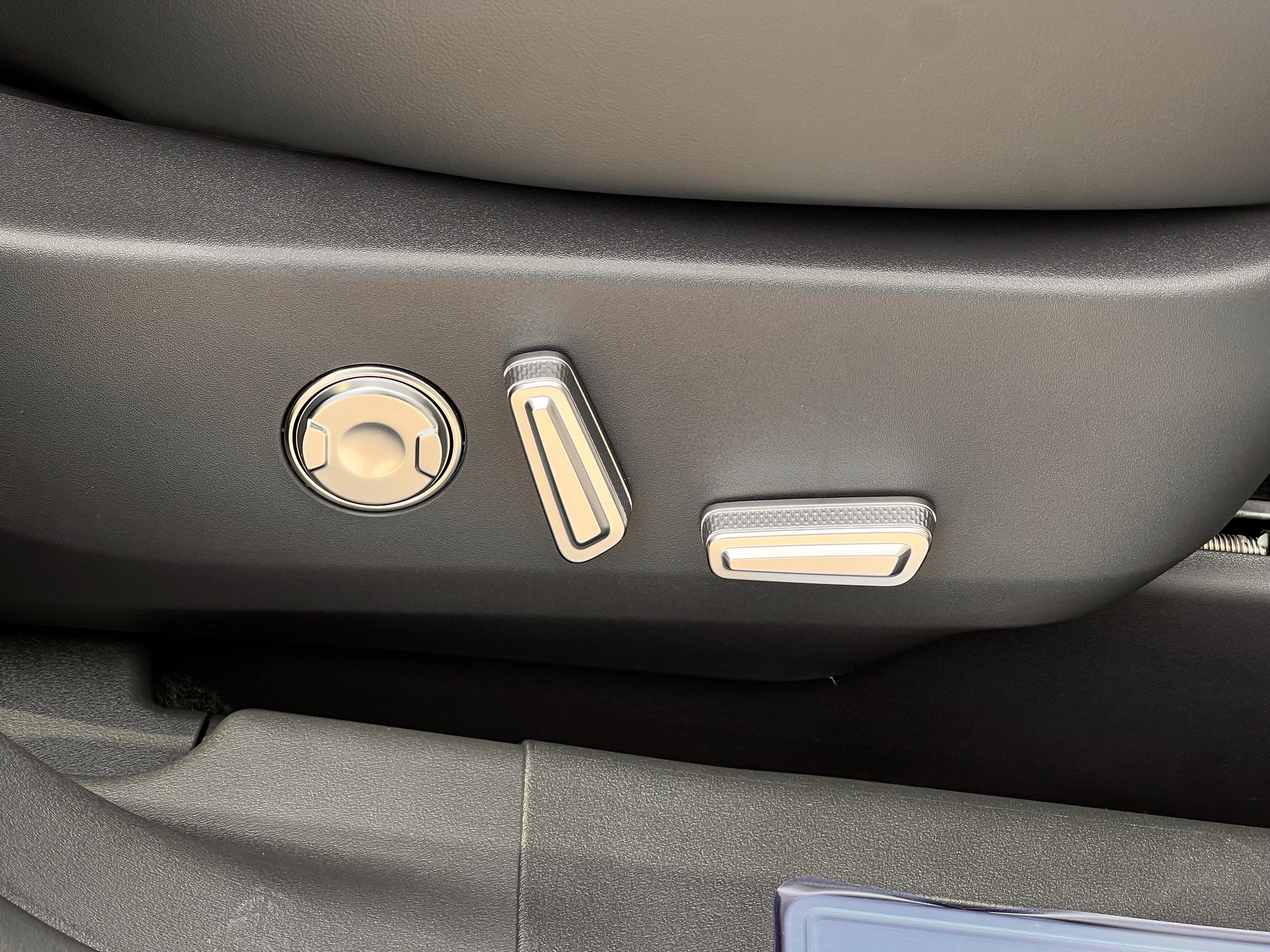 New 2026 Lincoln Nautilus Reserve AWD/4WD image 25