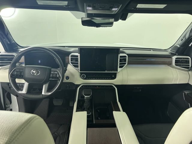 Used 2024 Toyota Sequoia Capstone AWD/4WD image 21