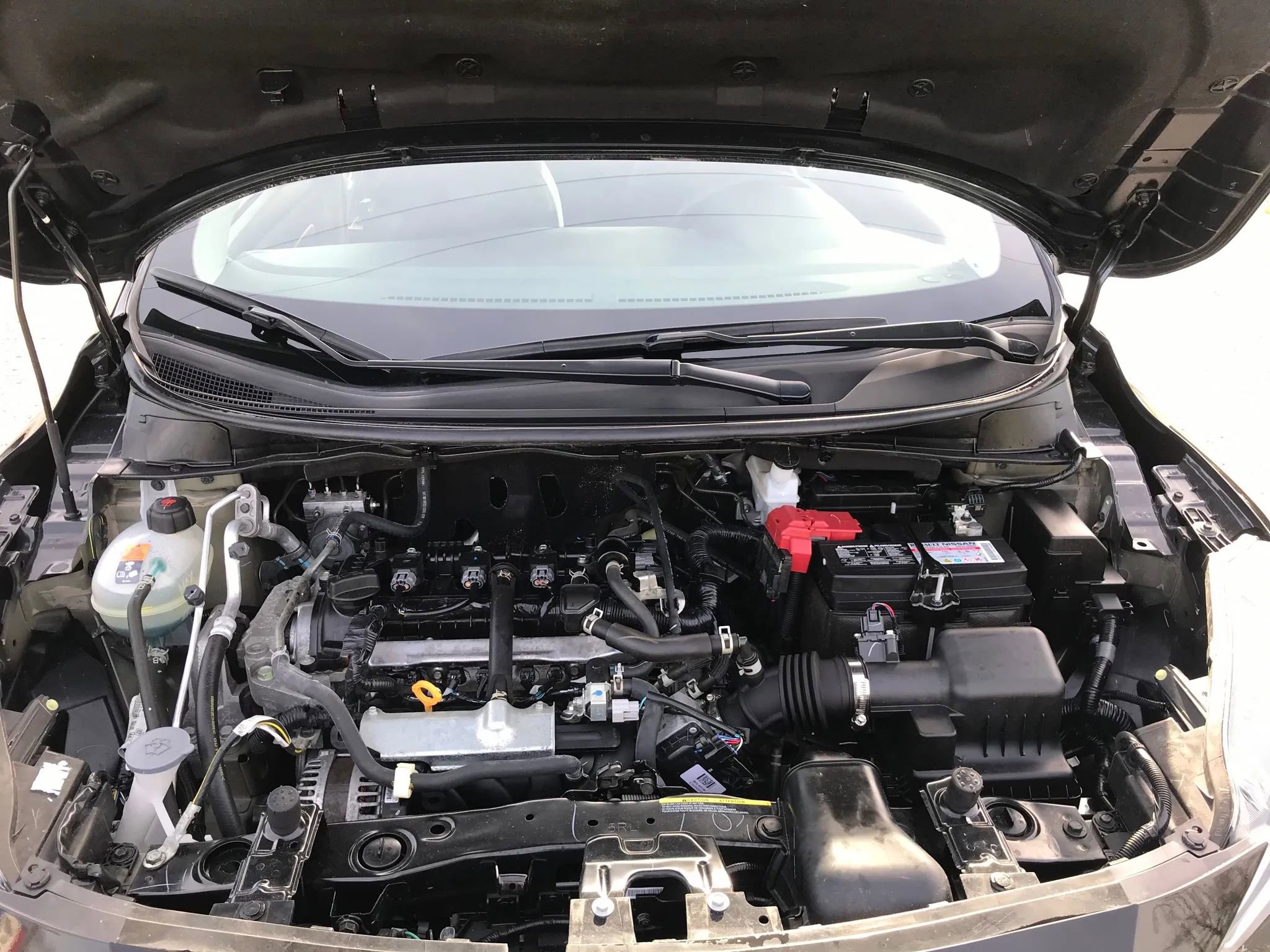 Used 2024 Nissan Versa S w/ Trunk Package image 45