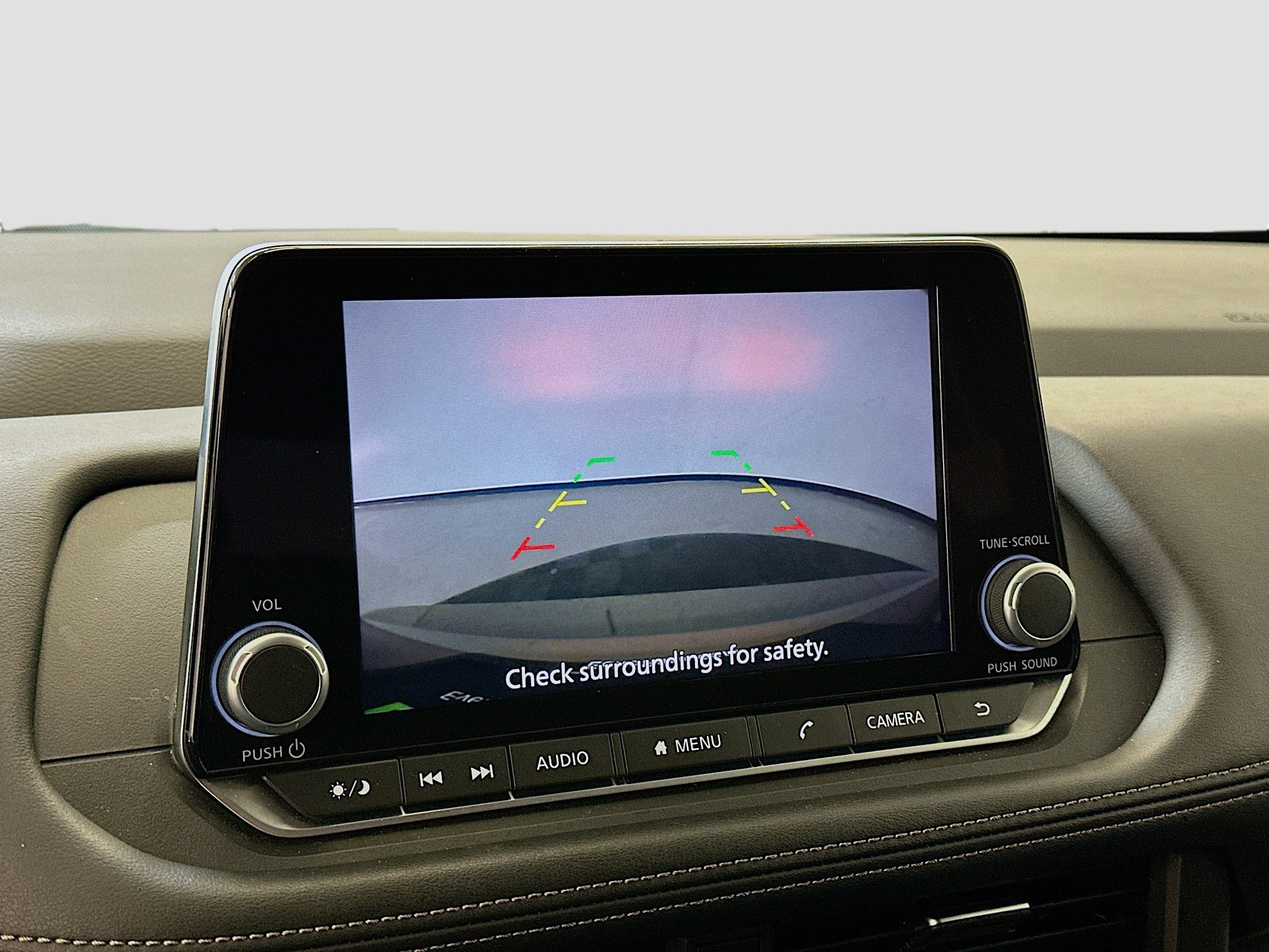 Used 2025 Nissan Rogue SV image 22