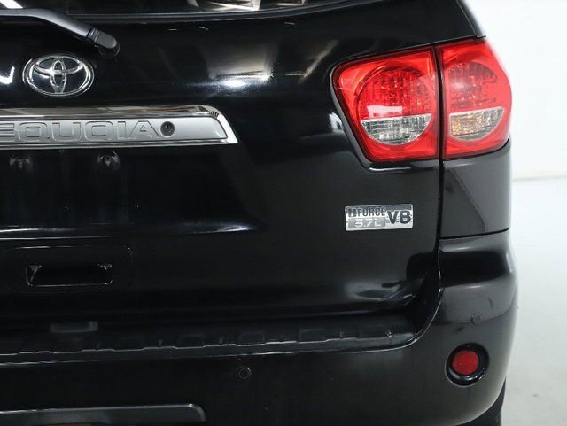 Used 2012 Toyota Sequoia Platinum image 46