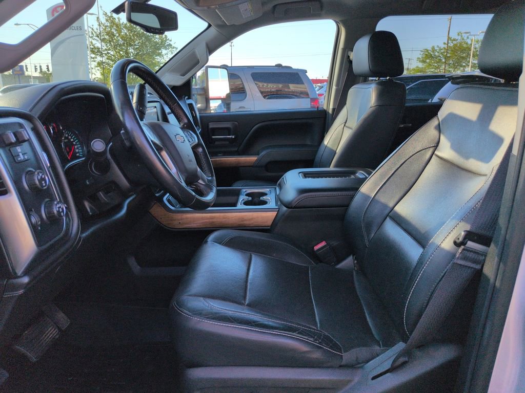 Used 2016 Chevrolet Silverado 2500 LTZ w/ Duramax Plus Package AWD/4WD image 9
