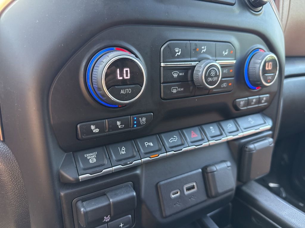 Used 2022 Chevrolet Silverado 3500 High Country w/ Z71 Off-Road Package image 20