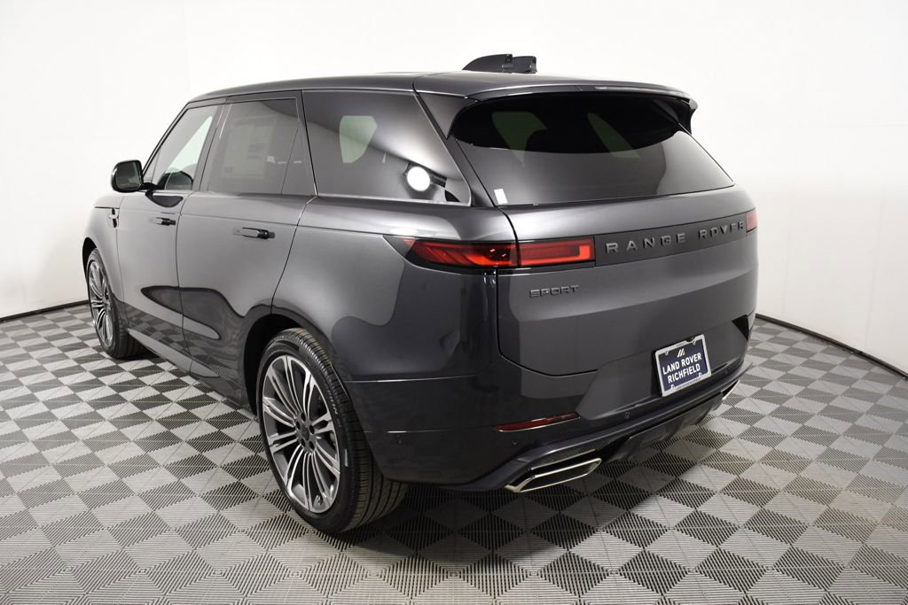 New 2026 Land Rover Range Rover Sport Dynamic SE AWD/4WD image 4