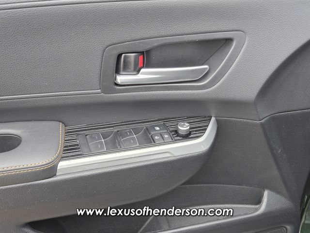 Used 2025 Toyota Sienna XLE Woodland Edition AWD/4WD image 21