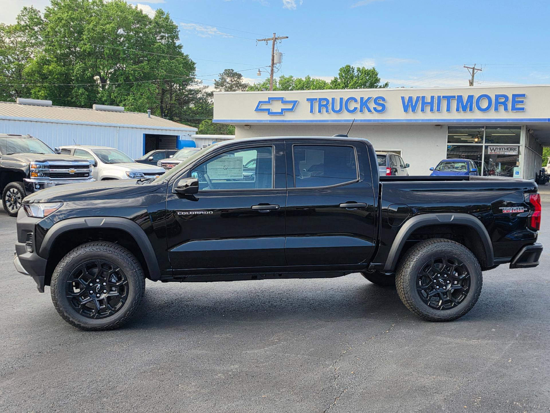 New 2026 Chevrolet Colorado Trail Boss AWD/4WD image 2