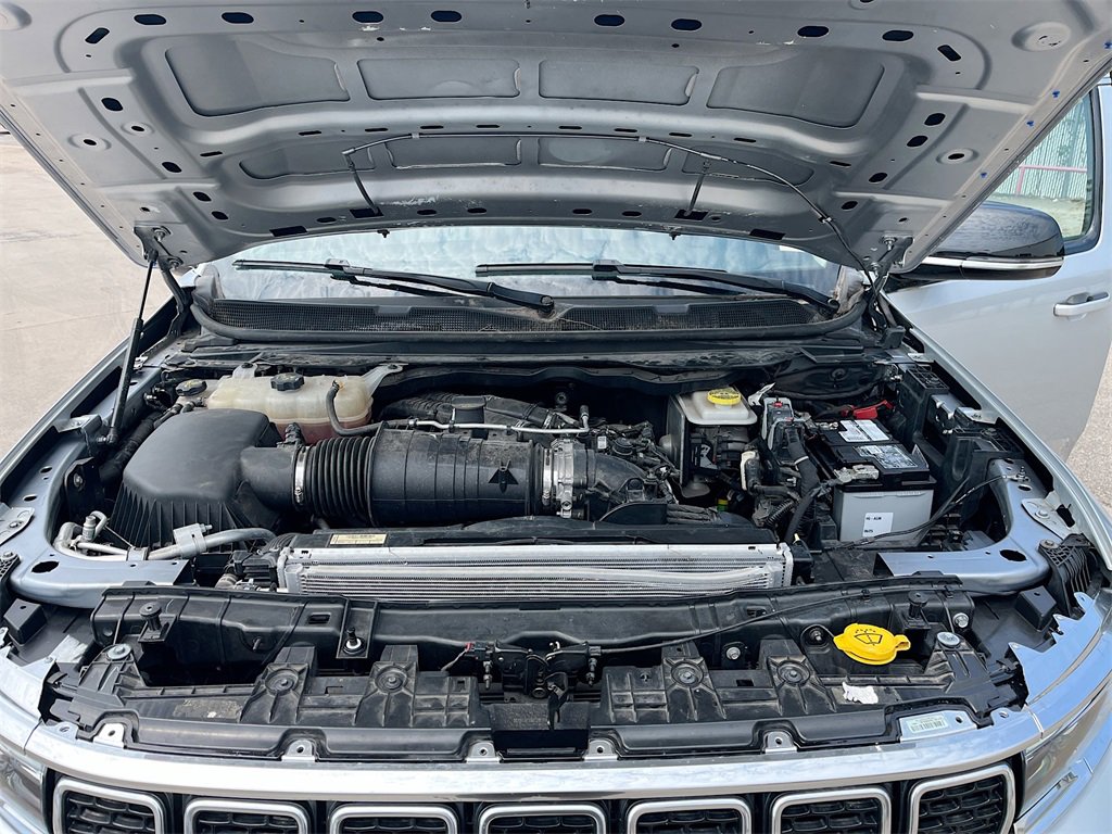 Used 2023 Jeep Wagoneer 4WD w/ Premium Group I image 33