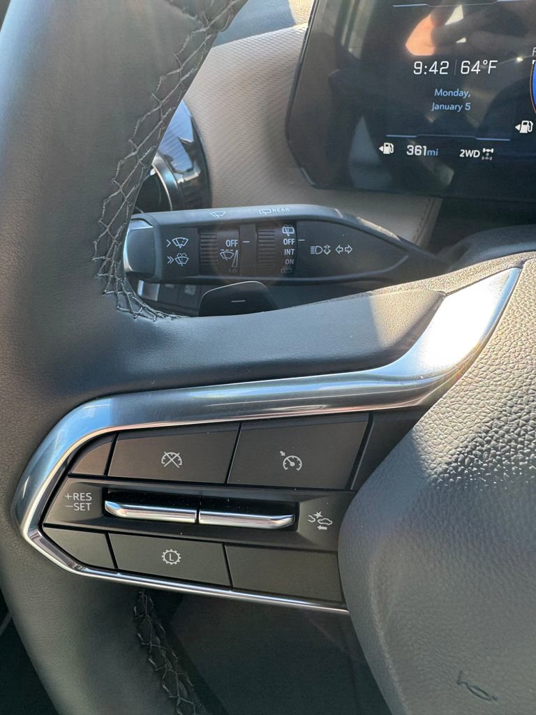 New 2026 Chevrolet Equinox ACTIV w/ Convenience Package III image 14