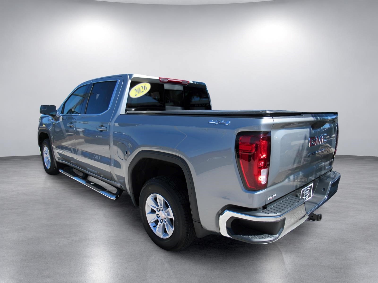 Used 2026 GMC Sierra 1500 SLE w/ Preferred Package AWD/4WD image 5
