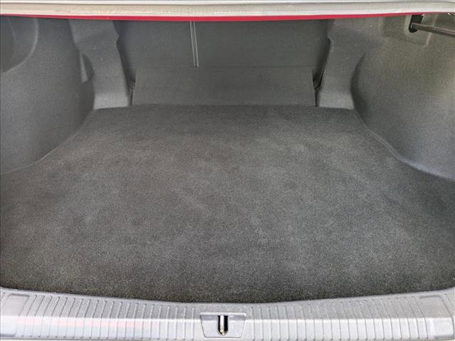 Used 2019 Toyota Avalon XLE FWD image 6