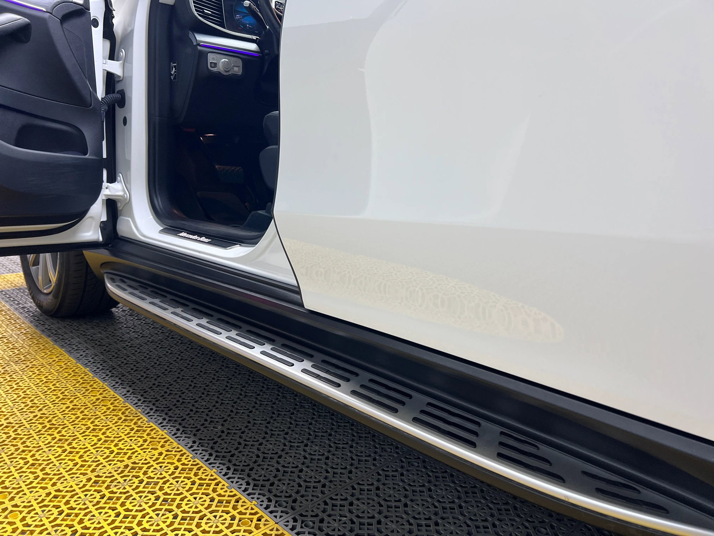 Used 2020 Mercedes-Benz GLS 450 4MATIC image 53