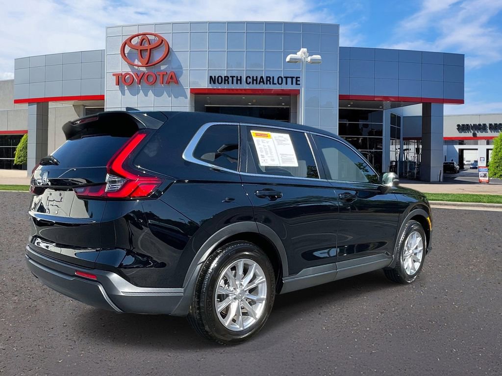 Used 2023 Honda CR-V EX image 6