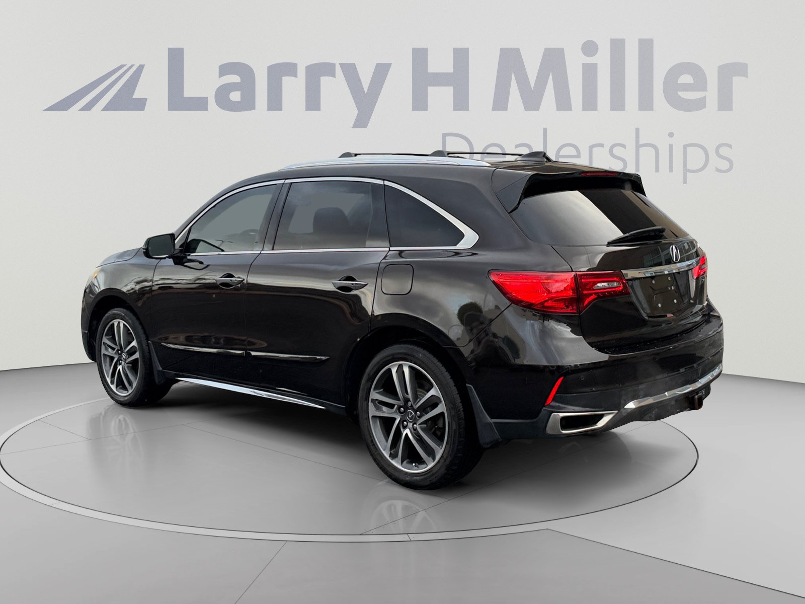 Used 2017 Acura MDX w/ Advance Package AWD/4WD image 3