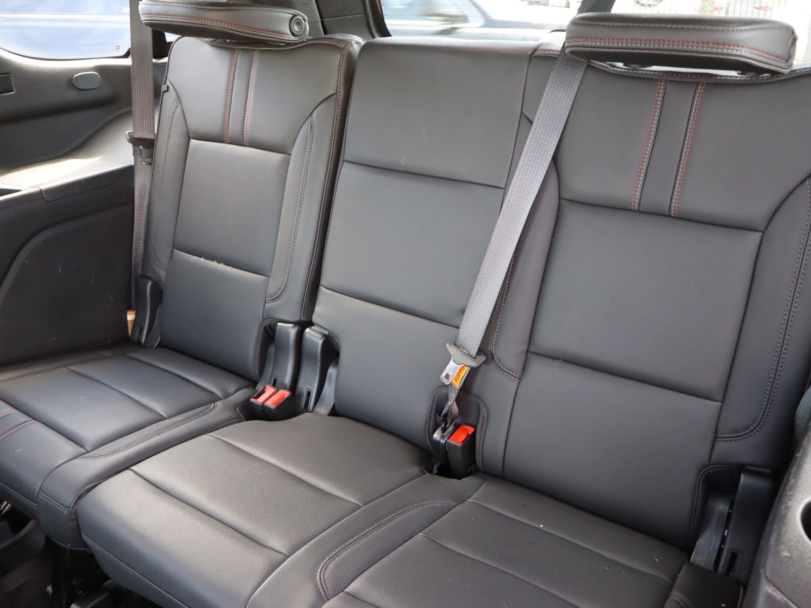 Used 2021 Chevrolet Tahoe RST w/ Luxury Package image 34