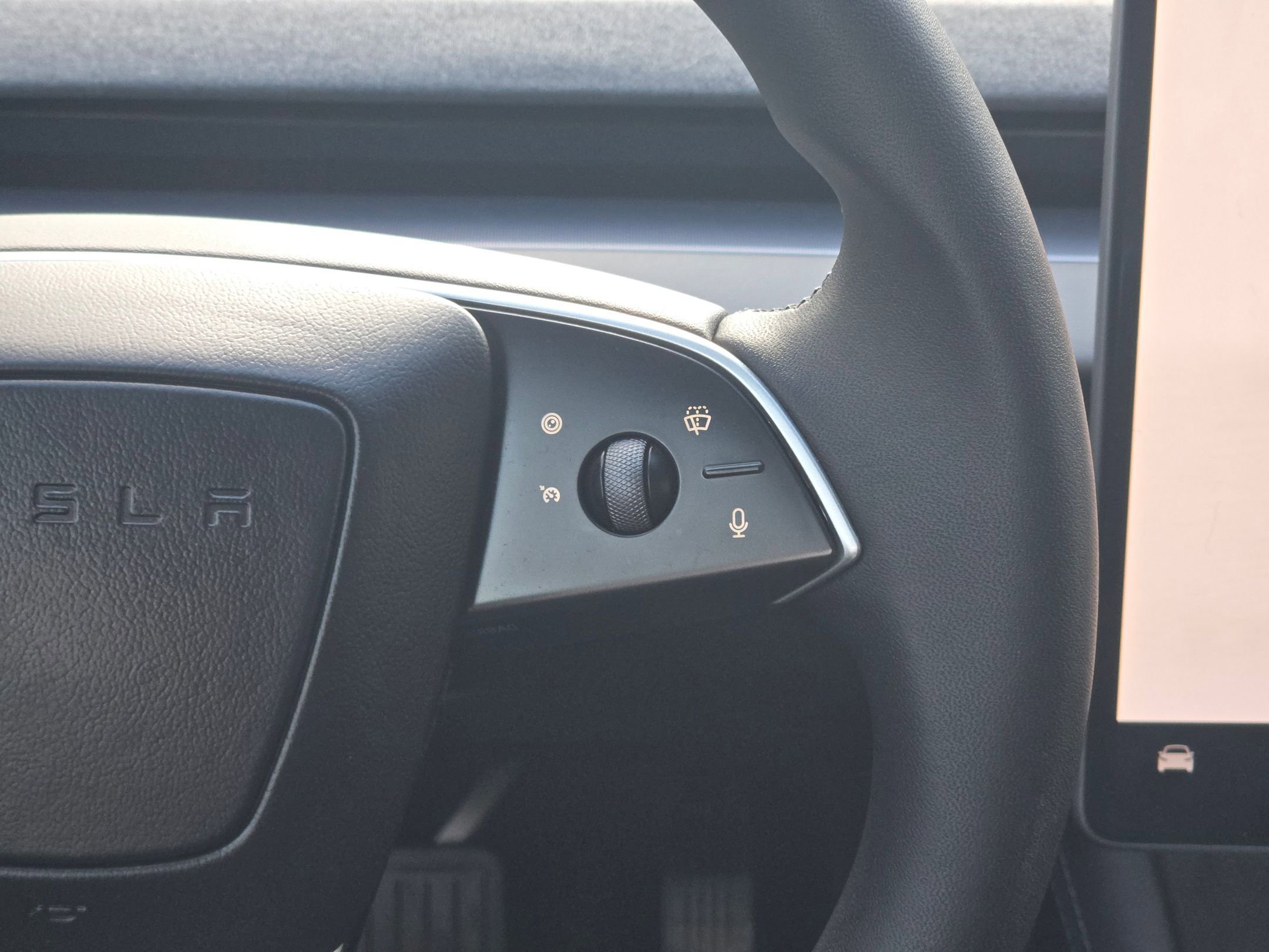 Used 2025 Tesla Model 3 Long Range image 22