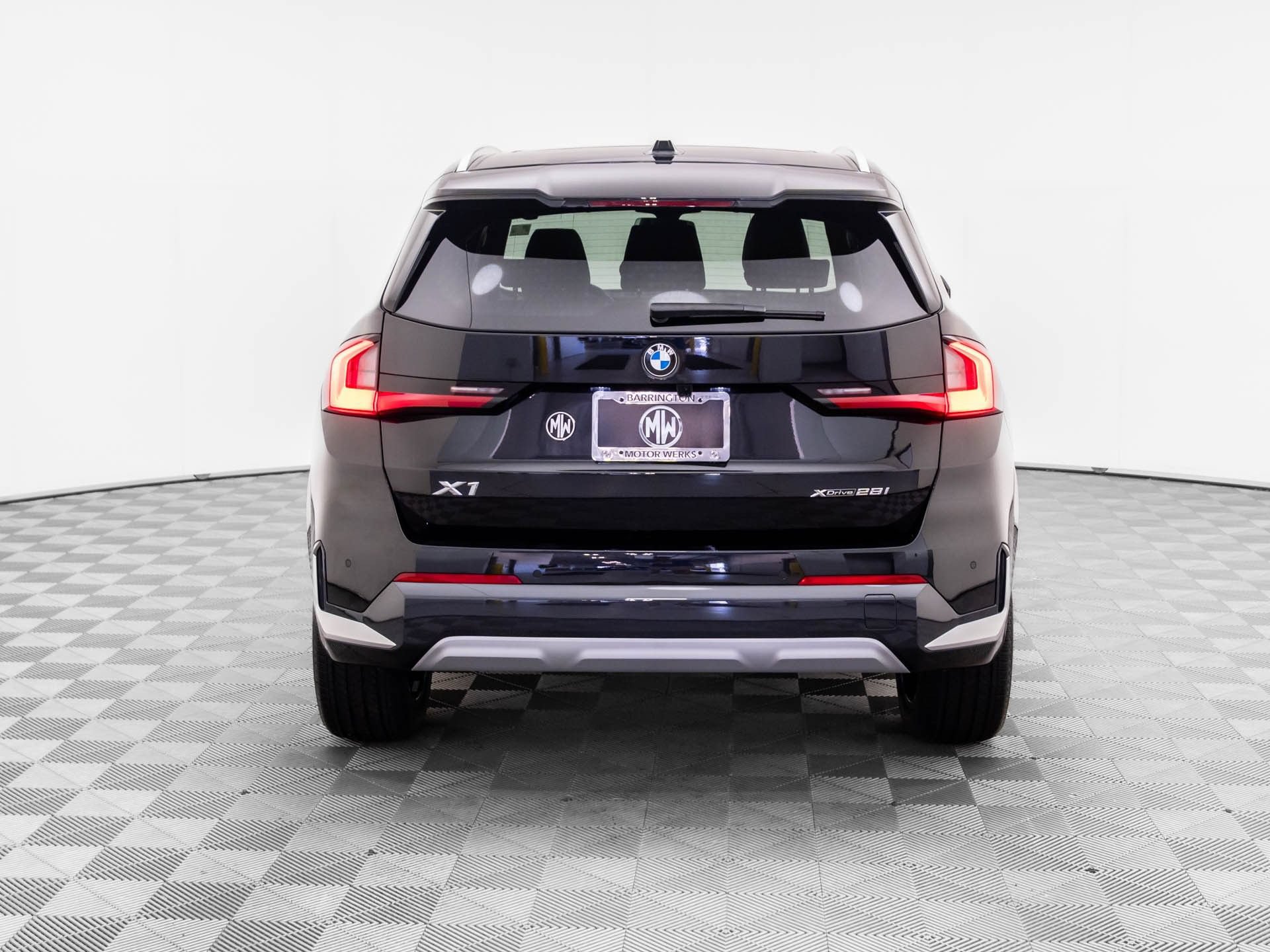Used 2026 BMW X1 xDrive28i w/ Convenience Package AWD/4WD image 5