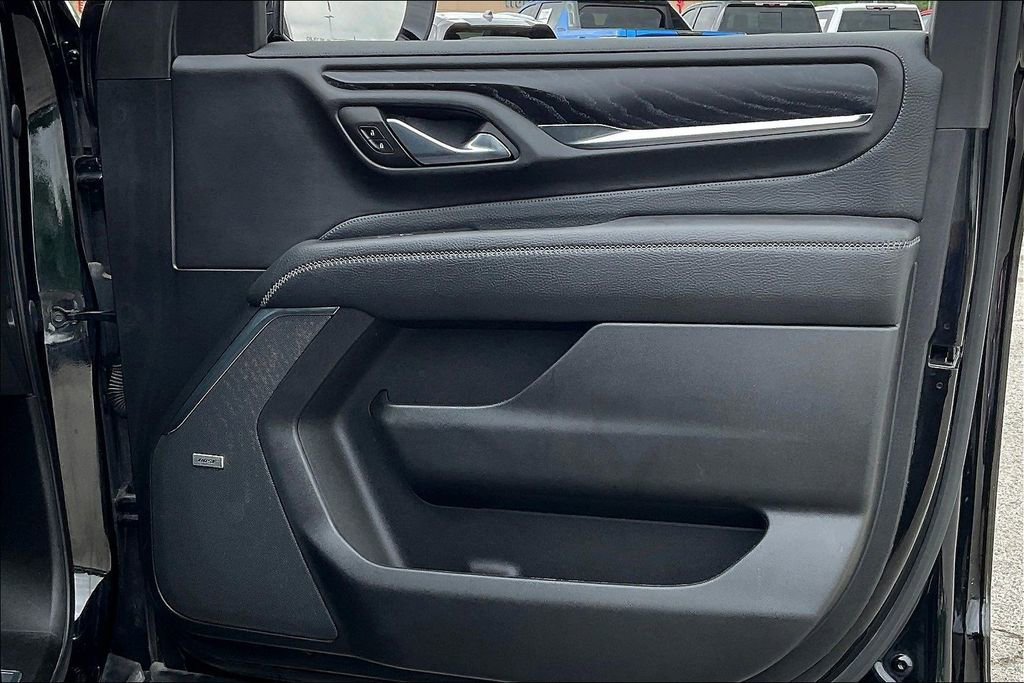 Used 2023 GMC Yukon XL Denali w/ LPO, Floor Liner Package AWD/4WD image 19
