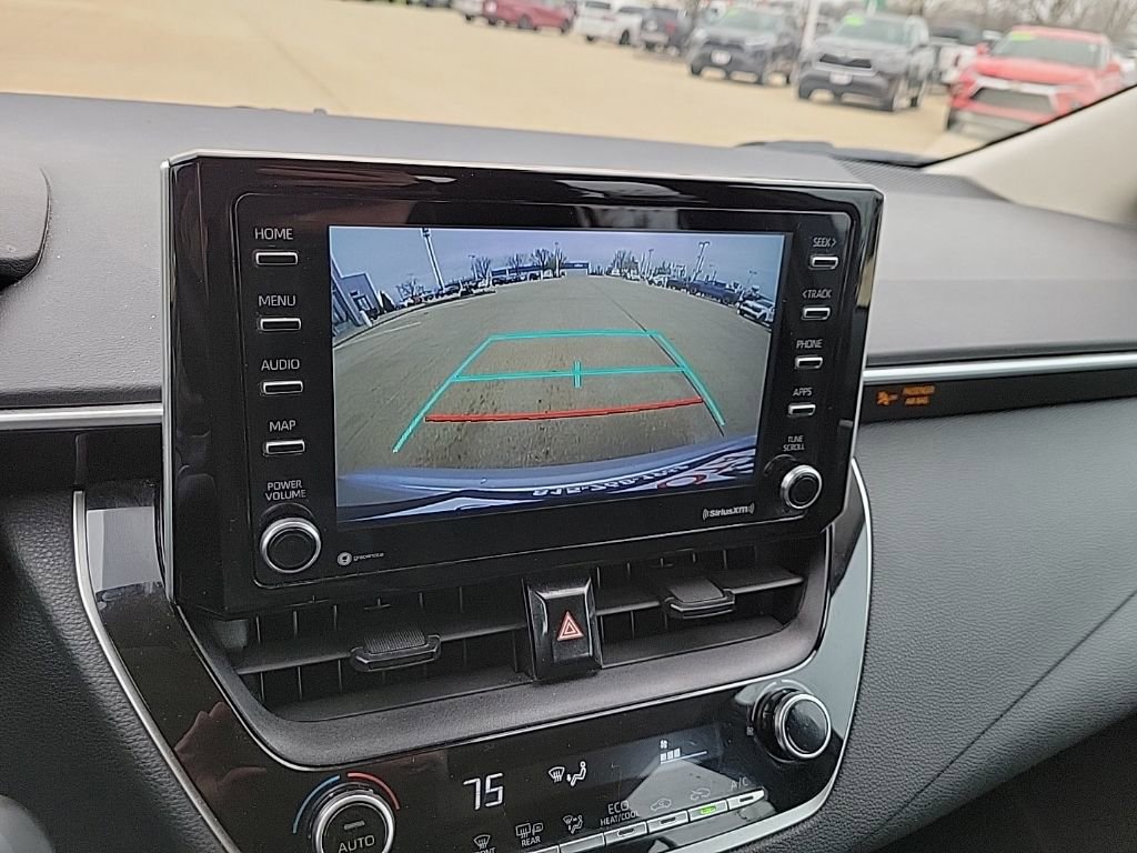 Used 2021 Toyota Corolla LE image 20