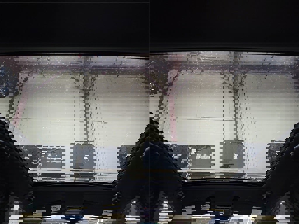 New 2025 Land Rover Discovery Sport Dynamic SE image 27