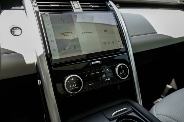 New 2026 Land Rover Discovery S AWD/4WD image 34