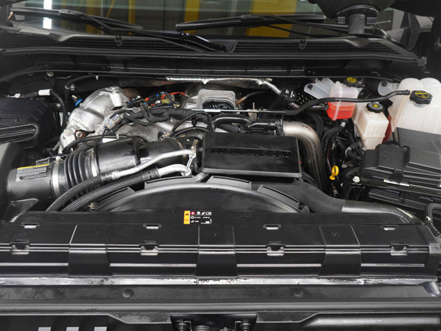 Used 2025 GMC Sierra 2500 AT4 w/ AT4 Premium Plus Package image 35