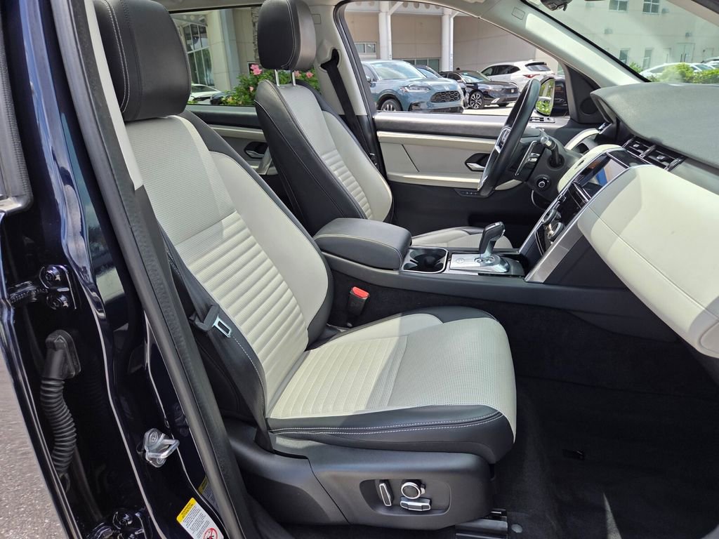 Used 2021 Land Rover Discovery Sport SE R-Dynamic AWD/4WD image 17