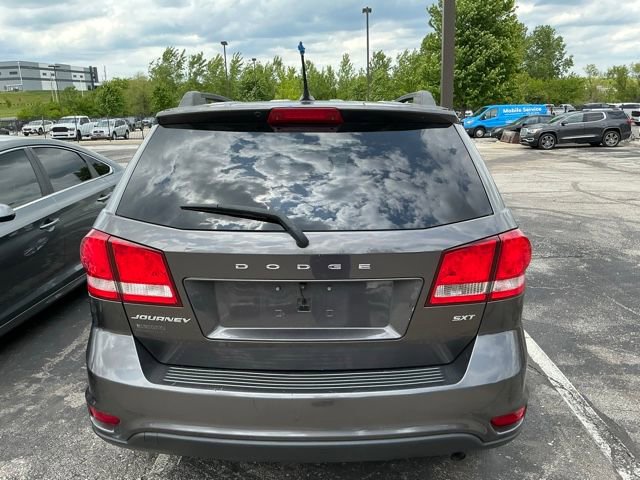 Used 2016 Dodge Journey SXT w/ Comfort/Convenience Group FWD image 6